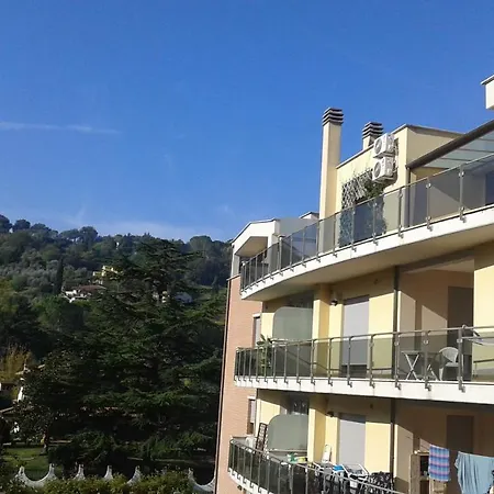 Belvedere Valenza דירה *